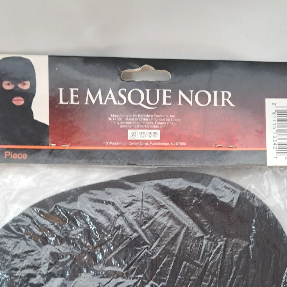 Black Mask Face Cover